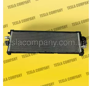 Радиатор охлаждения основной Tesla Model 3 1077082-00-С Новый аналог