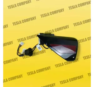 Лючок порта зарядки Tesla Model Y 1566302-00-A Б/у оригинал Лючок порта зарядки Tesla Model Y 1566302-00-A Б/у оригинал
