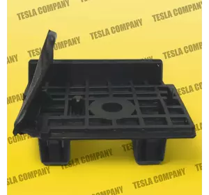 Кронштейн передний крыло бампер левый внутрений Tesla Model 3 1084171-00-F Б/у оригинал Кронштейн передний крыло бампер левый внутрений Tesla Model 3 1084171-00-F Б/у оригинал