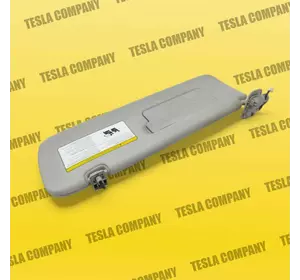 Козырек левый Tesla Model Y 1490405-01-B Б/у оригинал Козырек левый Tesla Model Y 1490405-01-B Б/у оригинал