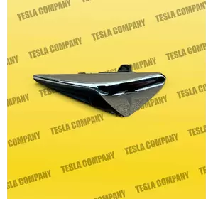 Повторитель поворота камеры правый Tesla Model SR 1034345-99-A Б/у оригинал Повторитель поворота камеры правый Tesla Model SR 1034345-99-A Б/у оригинал