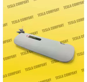 Козырек правый Tesla Model Y 1490406-01-B Б/у оригинал Козырек правый Tesla Model Y 1490406-01-B Б/у оригинал