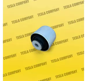 Сайлентблок внутрений прямого рычага (опорного) Tesla Model SR 1027351-00-C Новый оригинал Сайлентблок внутрений прямого рычага (опорного) Tesla Model SR 1027351-00-C Новый оригинал