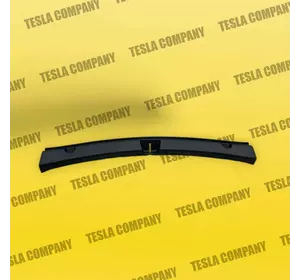 Накладка замка багажника Tesla Model Y 1494631-00-C Новый аналог Накладка замка багажника Tesla Model Y 1494631-00-C Новый аналог