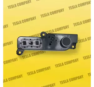 Блок регулювання положення сидіння водія Tesla Model Y 1551854-01-A Б/в оригінал Блок регулювання положення сидіння водія Tesla Model Y 1551854-01-A Б/в оригінал