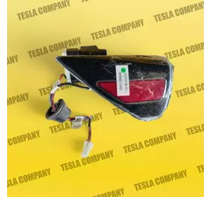 Лючок порту заряджання Tesla Model Y 1566302-00-A Б/в оригінал Лючок порту заряджання Tesla Model Y 1566302-00-A Б/в оригінал