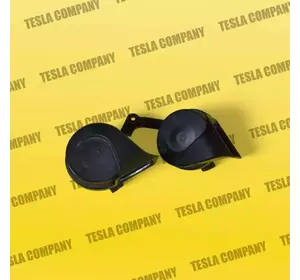 Комплект клаксонів Tesla Model Y 1507242-00-B Б/в оригінал Комплект клаксонів Tesla Model Y 1507242-00-B Б/в оригінал