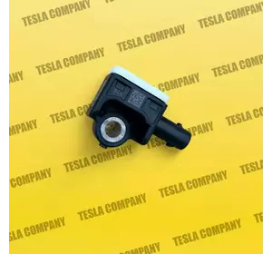 Датчик удару Tesla Model X 1060058-00-А Новий оригінал Датчик удару Tesla Model X 1060058-00-А Новий оригінал