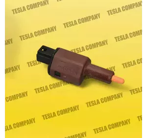 Датчик положення педалі гальма (вимикач стоп-сигналу) Tesla Model 3 1044681-00-B Б/в оригінал Датчик положення педалі гальма (вимикач стоп-сигналу) Tesla Model 3 1044681-00-B Б/в оригінал