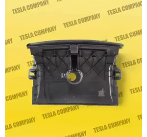 Корпус люверси центральної Tesla Model Y 1494159-00-C Новий аналог Корпус люверси центральної Tesla Model Y 1494159-00-C Новий аналог