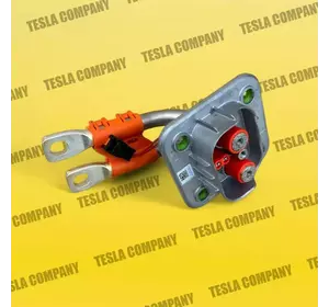 Роз'єм порту зарядки високовольтний Tesla Model 3 1507802-00-B Б/в оригінал Роз'єм порту зарядки високовольтний Tesla Model 3 1507802-00-B Б/в оригінал