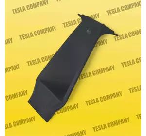 Накладка стійки зовнішня права з камерою Tesla Model Y 1506886-00-Е Б/в оригінал Накладка стійки зовнішня права з камерою Tesla Model Y 1506886-00-Е Б/в оригінал