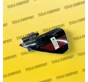 Катафот кришки порту заряджання Tesla model Y 1525134-00-B Новий аналог Катафот кришки порту заряджання Tesla model Y 1525134-00-B Новий аналог