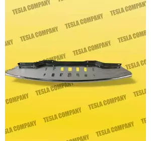 Накладка телевізора Tesla Model Y 1495093-00-B Новий аналог Накладка телевізора Tesla Model Y 1495093-00-B Новий аналог