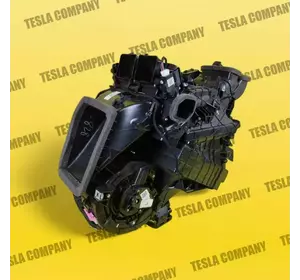 Піч Tesla Model 3 1494714-00-G Б/в оригінал Піч Tesla Model 3 1494714-00-G Б/в оригінал