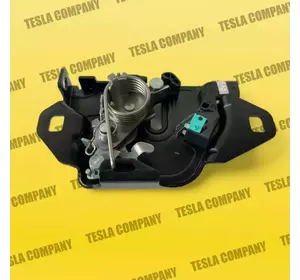 Замок капота Tesla Model SR 1500397-00-E Новий аналог Замок капота Tesla Model SR 1500397-00-E Новий аналог