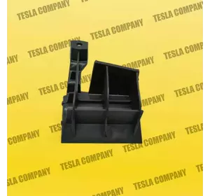 Кронштейн порогу задній правий Tesla Model Y 1555377-00-B Новий оригінал Кронштейн порогу задній правий Tesla Model Y 1555377-00-B Новий оригінал