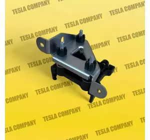 Кронштейн радара до 2018 Tesla Model SR 1061953-00-E Б/в оригінал Кронштейн радара до 2018 Tesla Model SR 1061953-00-E Б/в оригінал