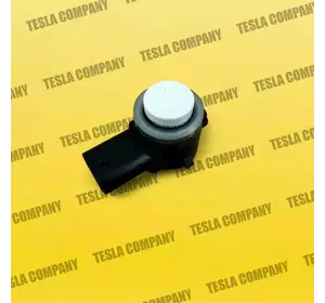 Датчик парктроніка центральний білий Tesla Model X 1127503-11-D Б/в оригінал Датчик парктроніка центральний білий Tesla Model X 1127503-11-D Б/в оригінал
