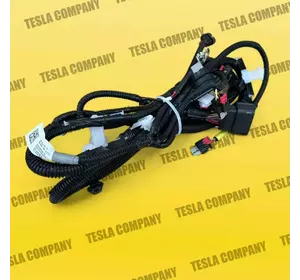 Проводи парктроників переднього бампера Tesla Model 3 2067958-00-B Новий оригінал Проводи парктроників переднього бампера Tesla Model 3 2067958-00-B Новий оригінал
