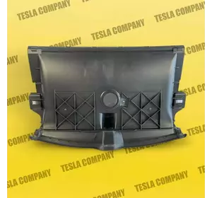 Корпус люверси центральної Tesla Model 3 1559787-00-C Новий аналог Корпус люверси центральної Tesla Model 3 1559787-00-C Новий аналог