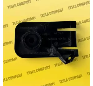 Кронштейн кріплення фари лівий зовнішній Tesla Model X 1046958-00-D Новий оригінал Кронштейн кріплення фари лівий зовнішній Tesla Model X 1046958-00-D Новий оригінал