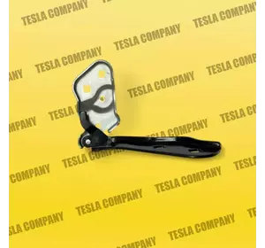 Петля капота права Tesla Model 3 1098793-00-D Новий аналог Петля капота права Tesla Model 3 1098793-00-D Новий аналог