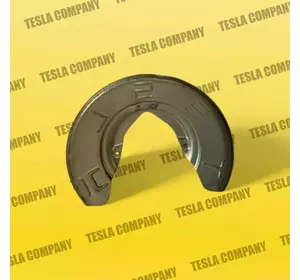 Термокожух гальмівного диска переднього Tesla Model 3 1044661-00-C Б/в оригінал Термокожух гальмівного диска переднього Tesla Model 3 1044661-00-C Б/в оригінал